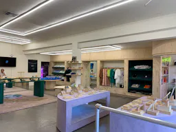 Large Retail Storefront/Commercial Event Space with Back Office Located in the Heart of Melrose and Fairfax Shopping District - Image 2