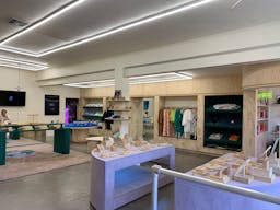 Large Retail Storefront/Commercial Event Space with Back Office Located in the Heart of Melrose and Fairfax Shopping District - Image 2