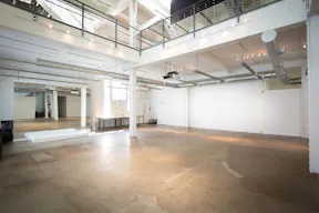 Large & Industrial Gallery Space - Image 1