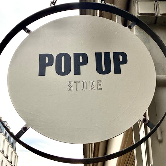 Parisian boutique éphémère - Image 0