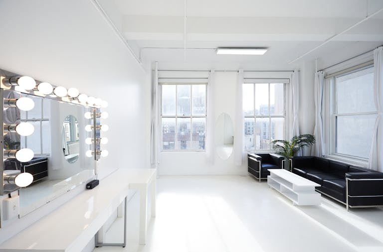 22C Affordable Showroom Pop up Rental Space in Manhattan - Image 4