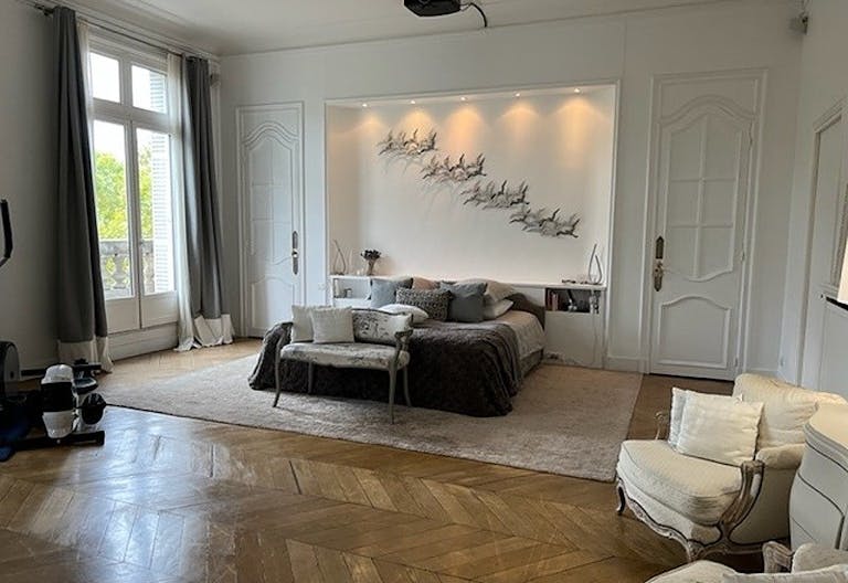 Elegant Apartment Paris 17th Arrondissement - Monceau Area - Image 1