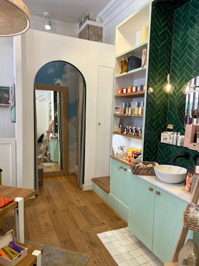 Boutique chaleureuse � louer � Paris 9e (Pigalle / Saint-Georges) - Image 4