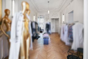 Superb Showroom Rue de Rivoli - Image 3