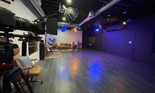 Flex Studio Space - Industrial - Class/Meeting/Photography & more! - Image 7