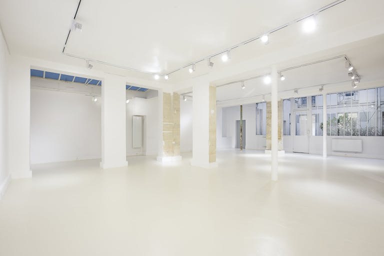 Showroom in Vibrant Le Marais - Image 0