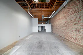 Stunning Retail Space on Iconic Sunset Boulevard - Image 6