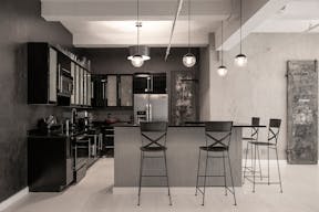 Modern Industrial Manhattan / Hudson Yards Loft - Image 6