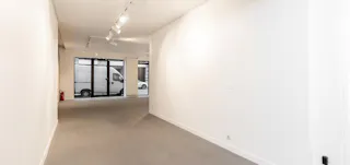 Pretty Galerie in the heart of Le Marais - Image 7