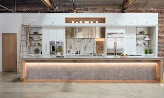 Urban Industrial Space in Old Town Pasadena - Image 8