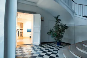 Spacious, streamlined gallery - your projects in the heart of the art district - Image 16