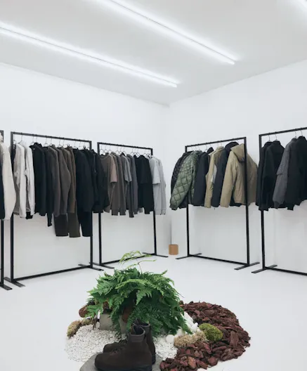 Galerie au cœur du Haut-Marais – Showroom & Pop-Up Premium - Image 3