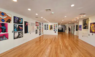 Entire Floor in SOHO with 2 extra rooms! - Image 35