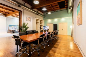 Silver Lake Meeting Space - Photography studio - Image 8