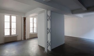 Luxurious Showroom Space in Saint-Germain-des-Prés, Paris - Image 7