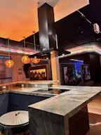 Luxury Art Gallery - Image 1