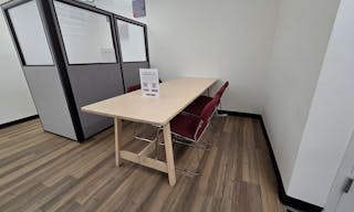 Spacious Multi-Purpose Conference Room in Harlem - Image 2