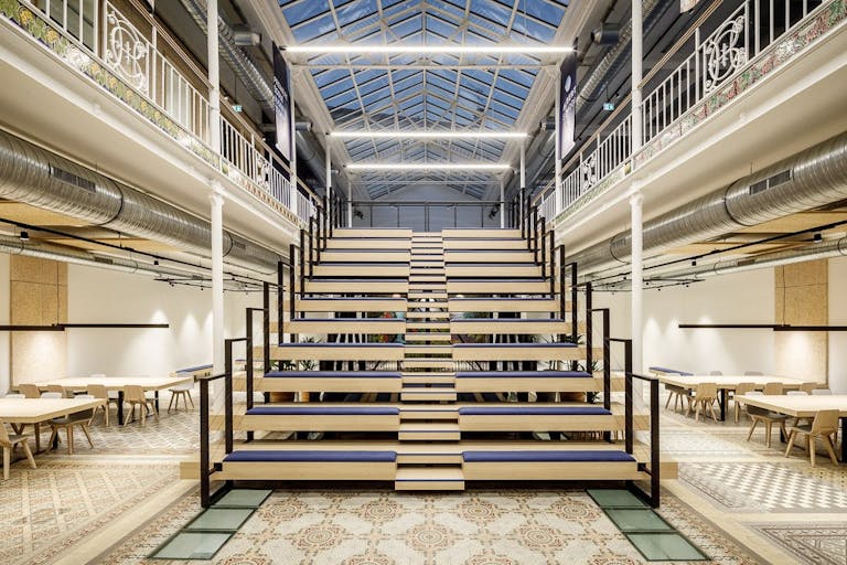 Un lieu hors norme qui fait le pont entre histoire et modernit� - Image 0