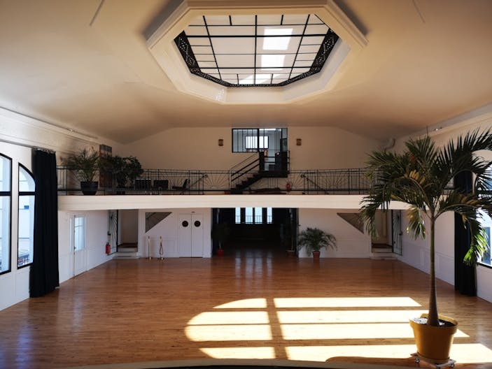 Spectacular event Showroom in Paris - Image 4