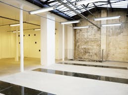 Haut Marais event Showroom - Image 3