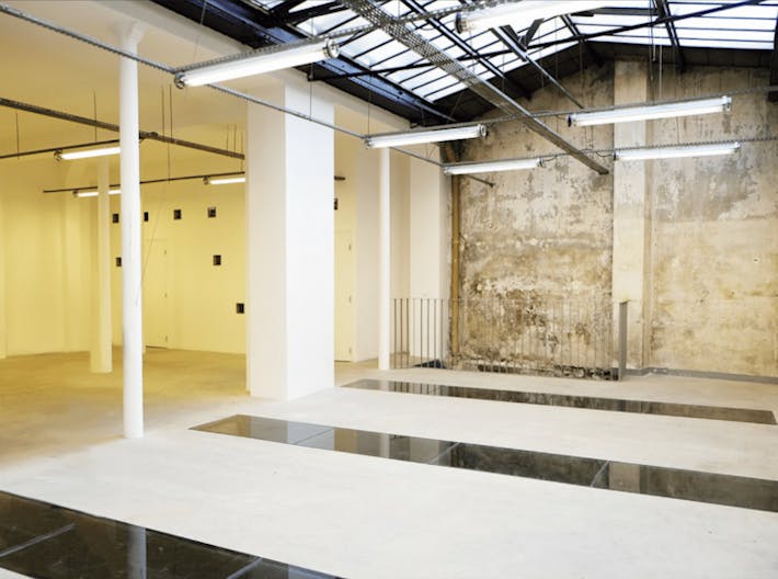 Haut Marais event Showroom - Image 3