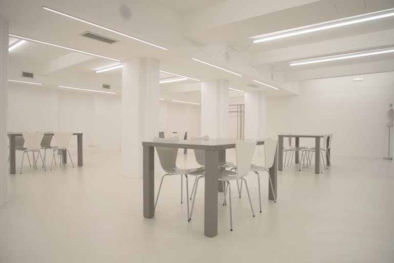 Affitto Temporaneo Milano per Showroom Versatile - Image 1