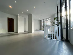 Boutique Canal Saint Martin - Image 5