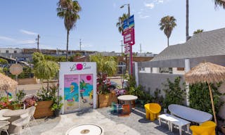 Restaurant/space for rent on Abbot Kinney Blvd - Image 3