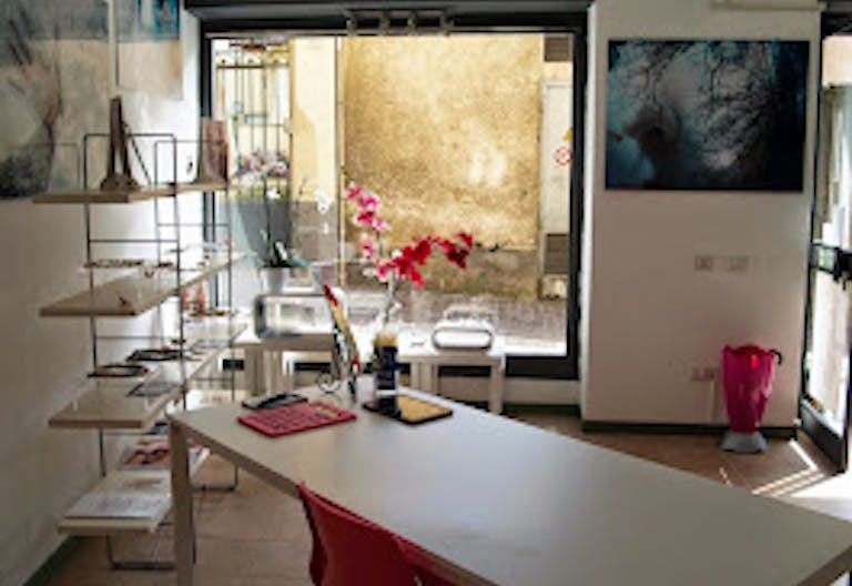 Elegante Spazio Pop-Up per Eventi e Vendite a Angera, Lago Maggiore - Image 2