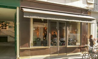 Charming Art Gallery in Saint-Germain - Image 5