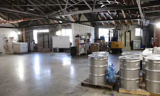 Old school Warehouse with exposed bow truss ceilings - Image 5