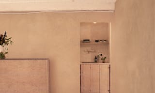 Light filled split level Storefront in the heart of Manhattan (with high ceilings and multiple rooms) - Image 20