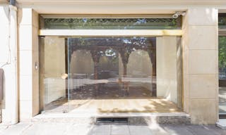 Beautiful Marais Gallery Space - Image 5