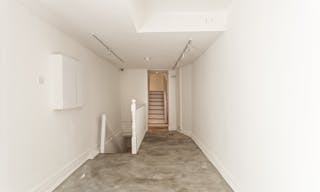 Exclusive Townhouse Rental in the Heart of London - Image 23