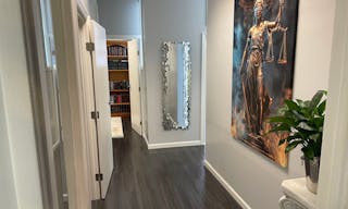 Modern Office Space in Astoria Queens ? Perfect for Meetings, Filming, or Therapy - Image 1