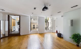 Showroom Fashion Week - Image 3