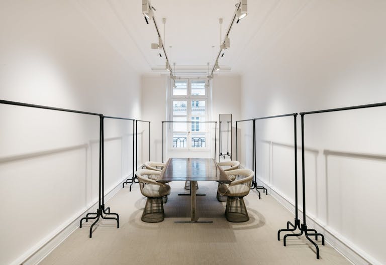 Showroom Vend�me Square - Image 2