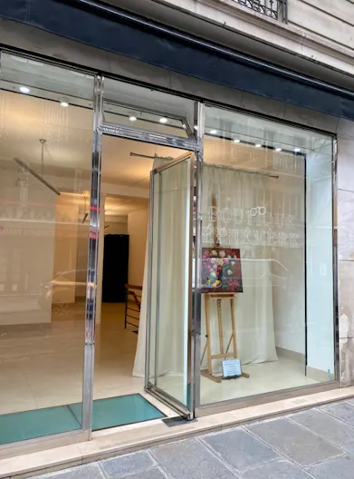 Saint-Honoré Pop Up Boutique - 1er arrondissement - Image 1