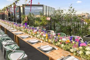 Unique space with the highest rooftop of the Champs-�lys�es - Image 6