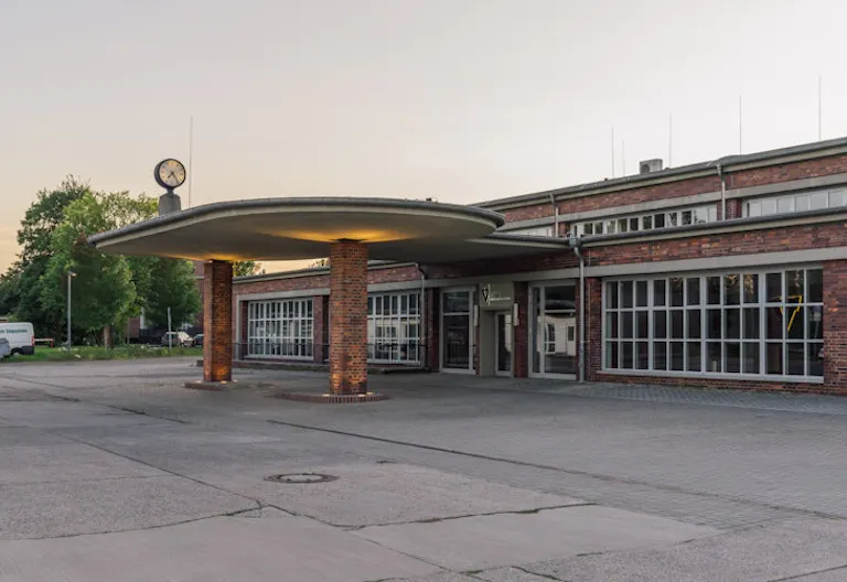 Old Gas Station Berlin - Image 0