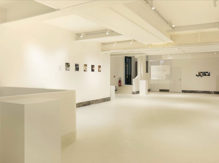 Historically classed Showroom in Saint-Germain - Image 3