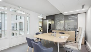 Espace de Prestige de 2000 m² sous Verrières (avec parkings) – Paris 9e - Image 13