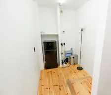 Minimalist Space in Downtown Manhattan - 800 square foot space in the Bowery - Image 7