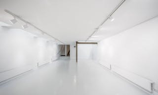 Amazing Space in Le Marais - Image 8