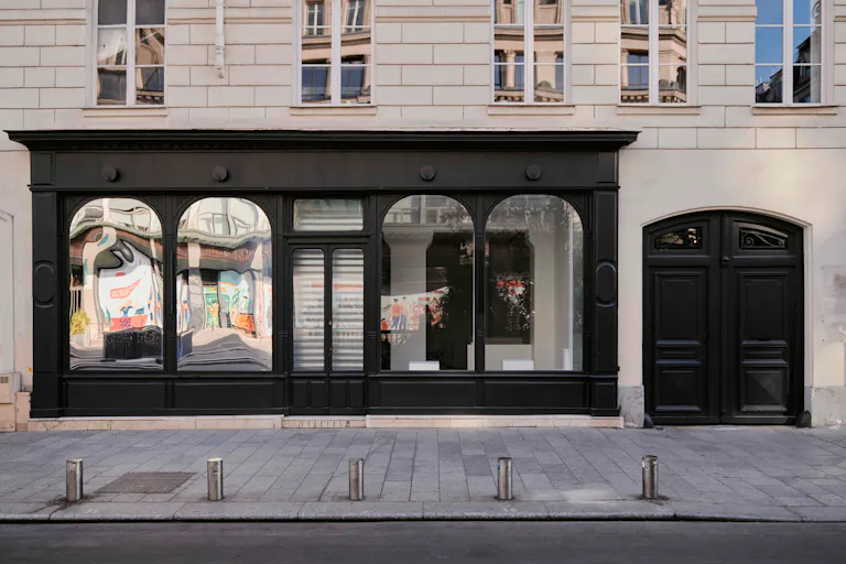 STUDIO 02 - Image 1