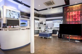 Premium Boutique in the 16th district - Image 0