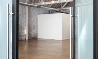 Beautiful Warehouse in South Park - Image 13