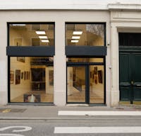 Galerie sur axe passant à Villeurbanne - Image 1