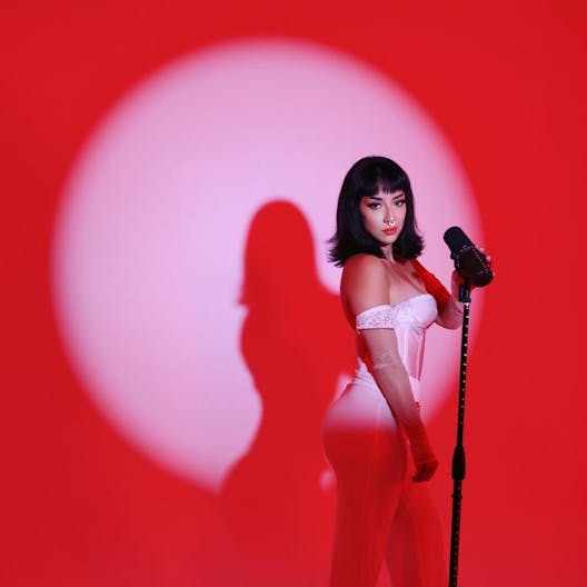 Studio 3 + Private Parking Lot - Image 2