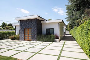 Fully Supported State-of-the-Art Creative Incubator In Los Angeles - Image 13